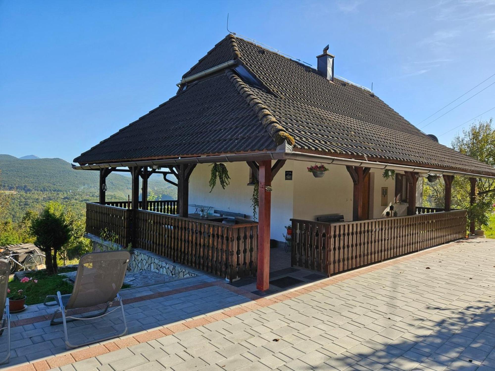 Willa Cozy House Zivko With Balcony Plitvička Jezera Zewnętrze zdjęcie